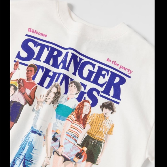 ZARA STRANGER THINGS TM © NETFLIX T-SHIRT - Picture 2 of 2
